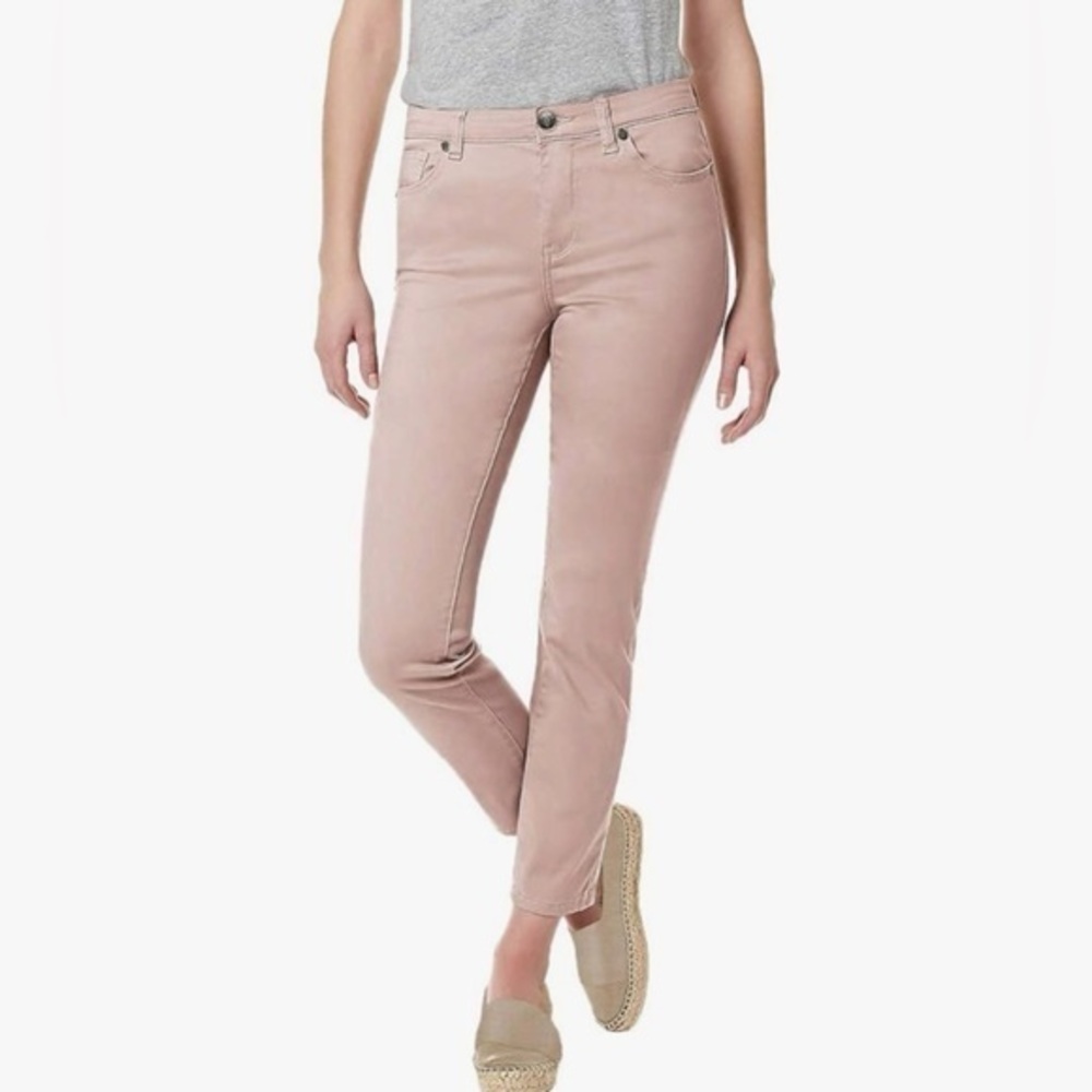 Buffalo Pale Pink Aubrey Mid Rise Super Soft Capri Size 4/27 NWT